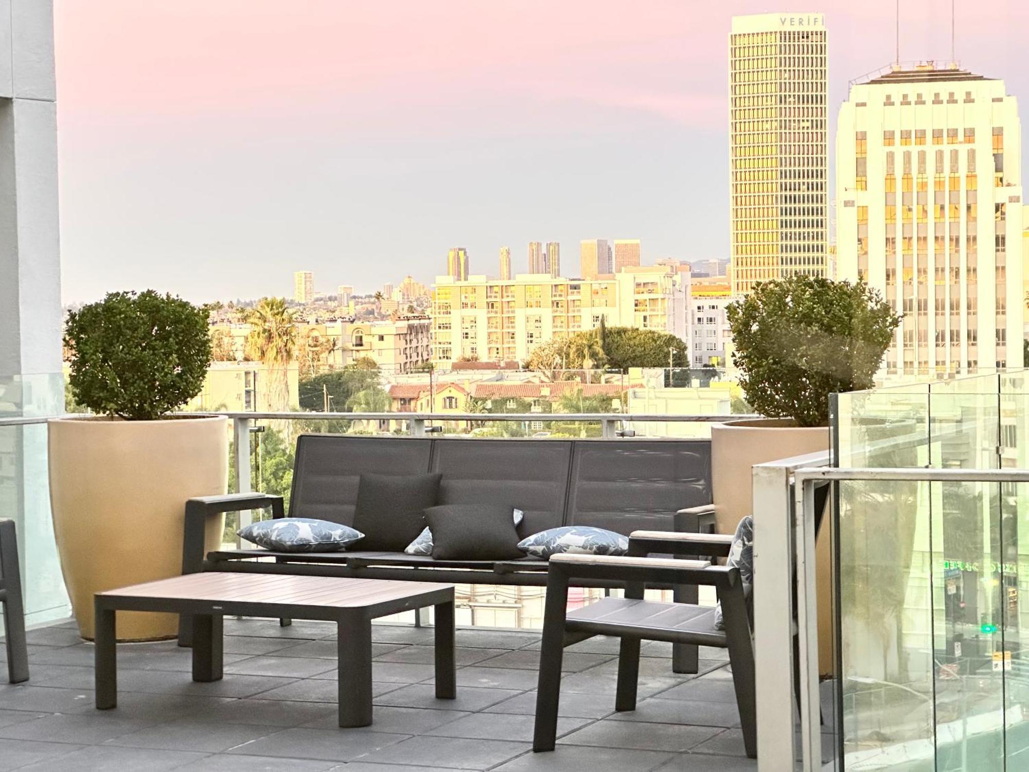 Creative 2 Levels Penthouse Apartment Los Angeles Exterior foto